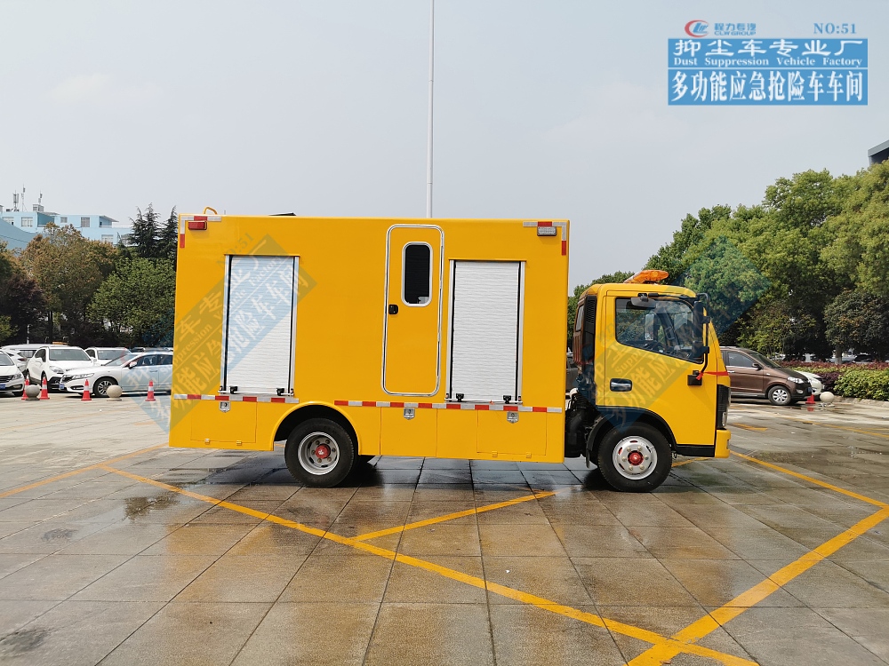 东风小多利卡救险车1000-2000m?/h
